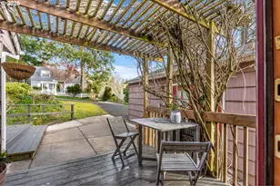 2612 SW Moss St, Portland, OR 97219 - Photo 23