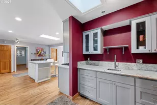 2612 SW Moss St, Portland, OR 97219 - Photo 15