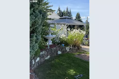 417 W E St, Rainier, OR 97048 - Photo 5