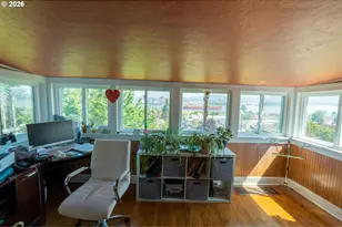 417 W E St, Rainier, OR 97048 - Photo 11