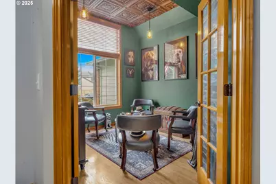 1019 SE 27th St, Troutdale, OR 97060 - Photo 9