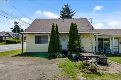 1900 Monroe St, North Bend, OR 97459 - Photo 33
