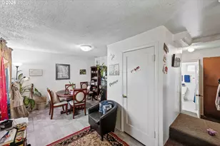 1900 Monroe St, North Bend, OR 97459 - Photo 13