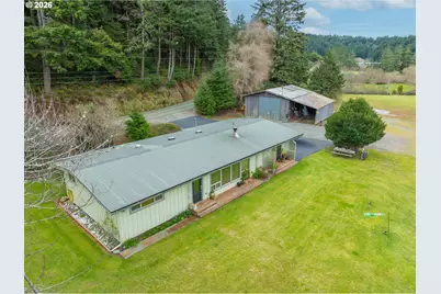 28448 Mateer Rd, Gold Beach, OR 97444 - Photo 3