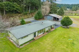 28448 Mateer Rd, Gold Beach, OR 97444 - Photo 3