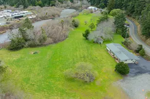 28448 Mateer Rd, Gold Beach, OR 97444 - Photo 9