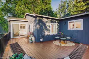 4611 SW Vacuna St, Portland, OR 97219 - Photo 19