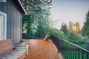 4611 SW Vacuna St, Portland, OR 97219 - Photo 25