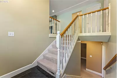 14414 NE Alton St, Portland, OR 97230 - Photo 7