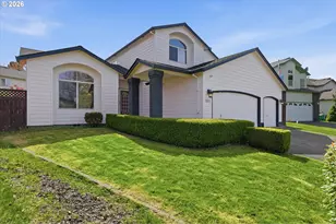 2022 NE Blue Heron Dr, Portland, OR 97211 - Photo 33