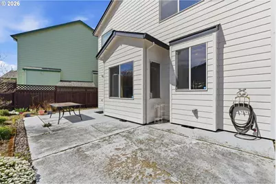 2022 NE Blue Heron Dr, Portland, OR 97211 - Photo 29