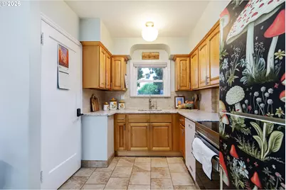 7475 N McKenna Ave, Portland, OR 97203 - Photo 11