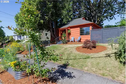 7475 N McKenna Ave, Portland, OR 97203 - Photo 3