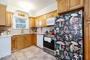7475 N McKenna Ave, Portland, OR 97203 - Photo 13