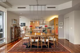 836 S Curry St, Portland, OR 97239 - Photo 9