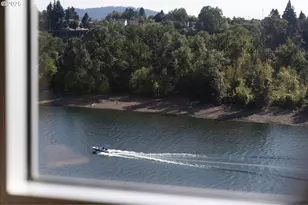 836 S Curry St, Portland, OR 97239 - Photo 15