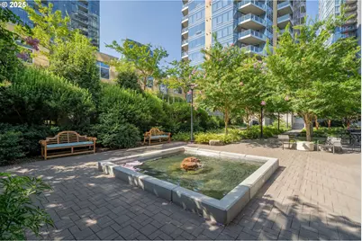 836 S Curry St #900, Portland, OR 97239 - Photo 35