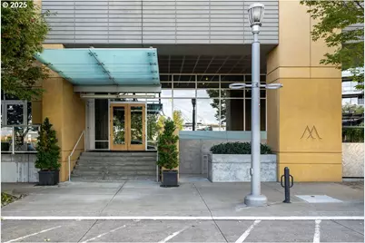 836 S Curry St #900, Portland, OR 97239 - Photo 31