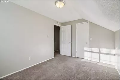 810 NE Pinebrook Ave, Vancouver, WA 98684 - Photo 17