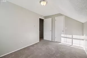 810 NE Pinebrook Ave, Vancouver, WA 98684 - Photo 17