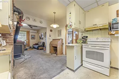 4334 N Willis Blvd, Portland, OR 97203 - Photo 7