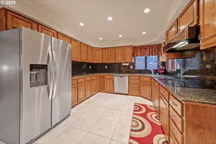 413 Thora Cir Dr, Roseburg North, OR 97495 - Photo 9