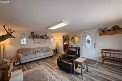 202 S Trade St, Amity, OR 97101 - Photo 3