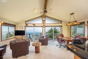 340 NE Vista Terrace Ave, Depoe Bay, OR 97341 - Photo 5