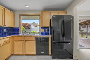 1702 SW Mawrcrest Ave, Gresham, OR 97080 - Photo 9