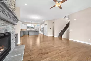 10851 NW Claire Ct, Portland, OR 97229 - Photo 9
