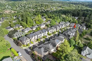 10851 NW Claire Ct, Portland, OR 97229 - Photo 35