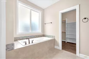 10851 NW Claire Ct, Portland, OR 97229 - Photo 23