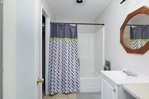 185 Ecklund St, Canyonville, OR 97417 - Photo 43