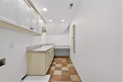 4054 Canal Woods Ct, Lake Oswego, OR 97034 - Photo 33