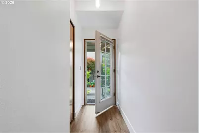 13775 SW Scholls Ferry Rd #7, Beaverton, OR 97008 - Photo 3