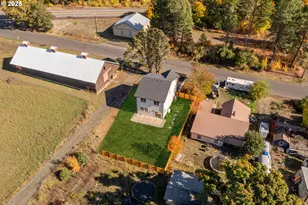 219 Main St, White Salmon, WA 98672 - Photo 31