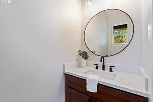 219 Main St, White Salmon, WA 98672 - Photo 11