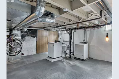 3947 SE Stark St, Portland, OR 97035 - Photo 25