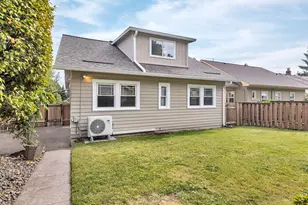 3947 SE Stark St, Portland, OR 97035 - Photo 21