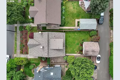 3947 SE Stark St, Portland, OR 97035 - Photo 27