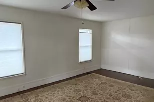 174 NE 4th Ave, Hillsboro, OR 97124 - Photo 9