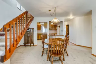 458 W Hayes St, Woodburn, OR 97071 - Photo 5