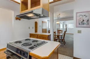 458 W Hayes St, Woodburn, OR 97071 - Photo 11