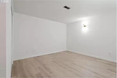 1150 Linnwood Dr NE, Albany, OR 97322 - Photo 13