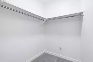 12600 SW Crescent St, Beaverton, OR 97005 - Photo 9