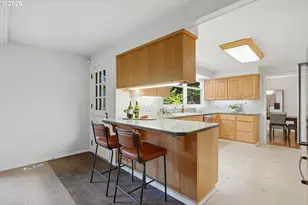 11850 SW Foothill Dr, Portland, OR 97225 - Photo 17