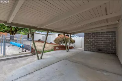 14300 SE King Rd, Happy Valley, OR 97086 - Photo 11