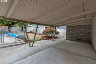 14300 SE King Rd, Happy Valley, OR 97086 - Photo 11