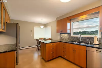 14300 SE King Rd, Happy Valley, OR 97086 - Photo 23