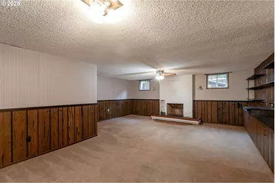 14300 SE King Rd, Happy Valley, OR 97086 - Photo 31